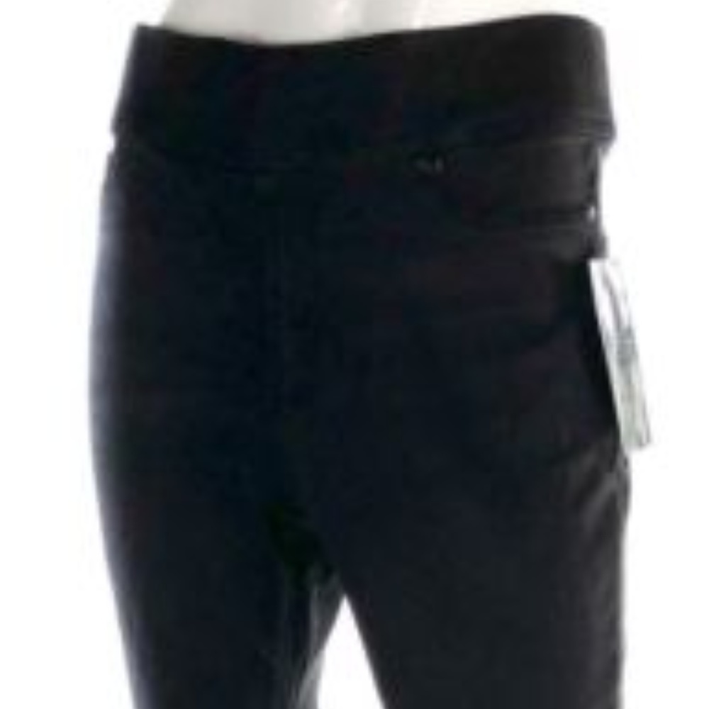 Thalia Sodi Skinny Leg Figure Flattering Fit